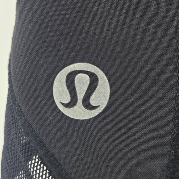 Lululemon Hotty Hot Short II *2.5" - 10 Black - Picture 5 of 6